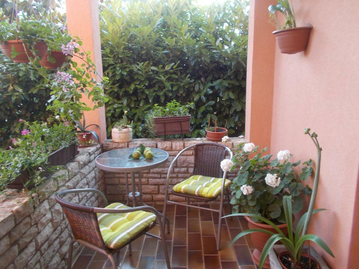 Appartamento Ella Pola Esterno foto